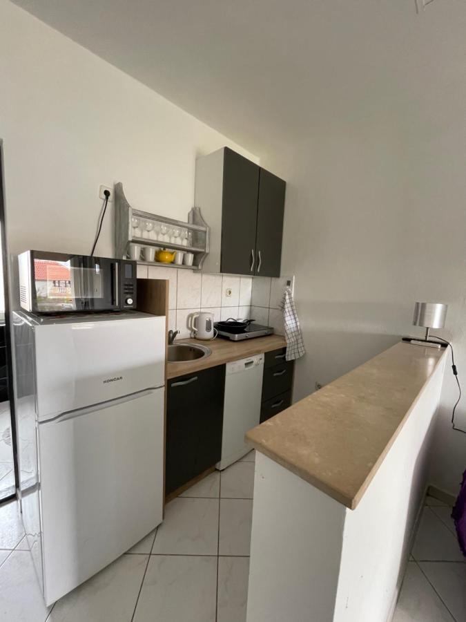 Apartments Frigan Maslenica Kültér fotó